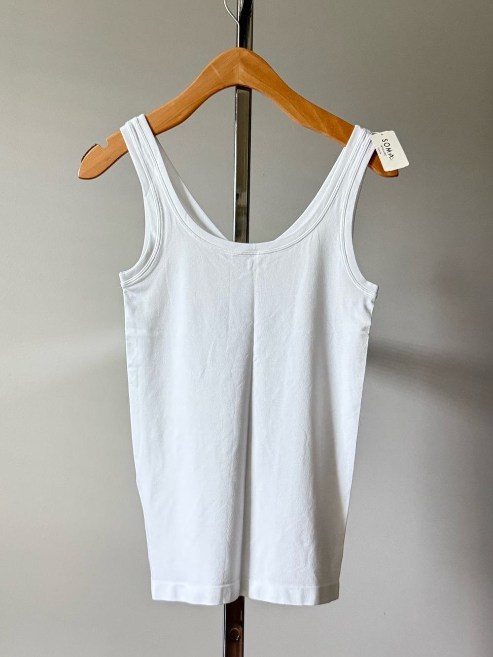 NWT Soma Seamfree Reversible Turnaround Tank Top White S
